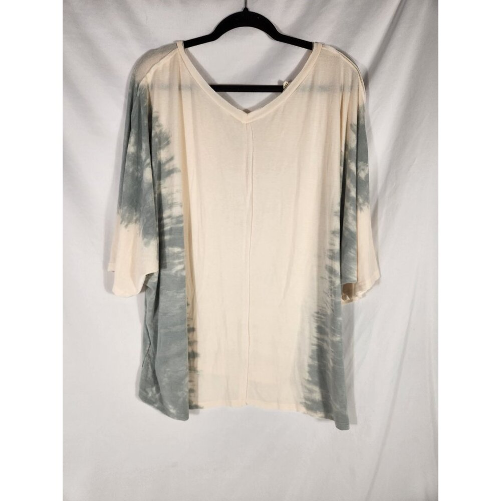 NWOT POL Womens Plus Top Batwing Lagen look Tie dye Cream/Gray 2X - Picture 6 of 7